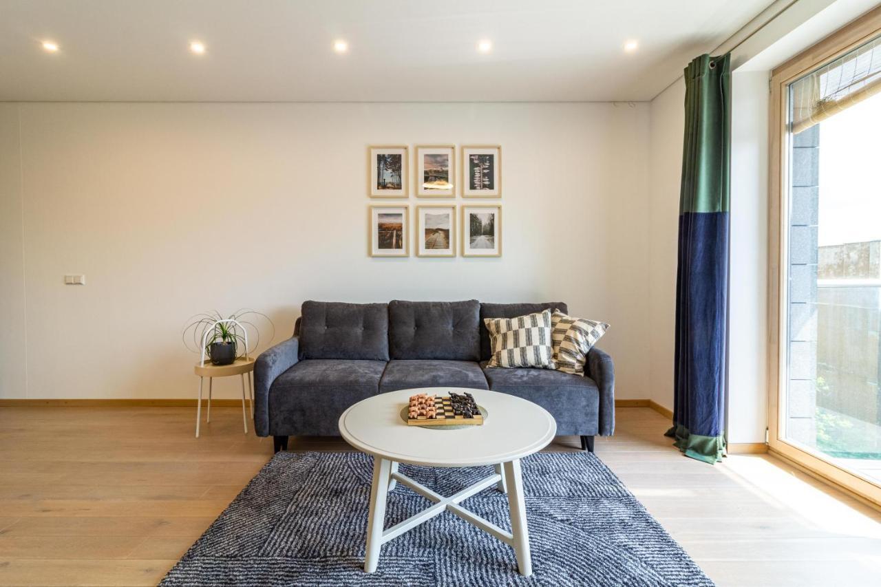 Cohost I Sunny Center Apt, Covered Parking, Balcony & Self Check-In Kaunas Extérieur photo